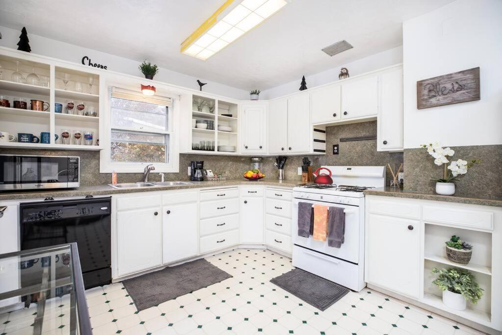 Pet Friendly Millcreek Home Close To Downtown/Mtns Salt Lake City Zewnętrze zdjęcie